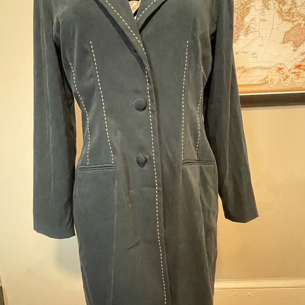 Chic Women's Dark Gray Blazer